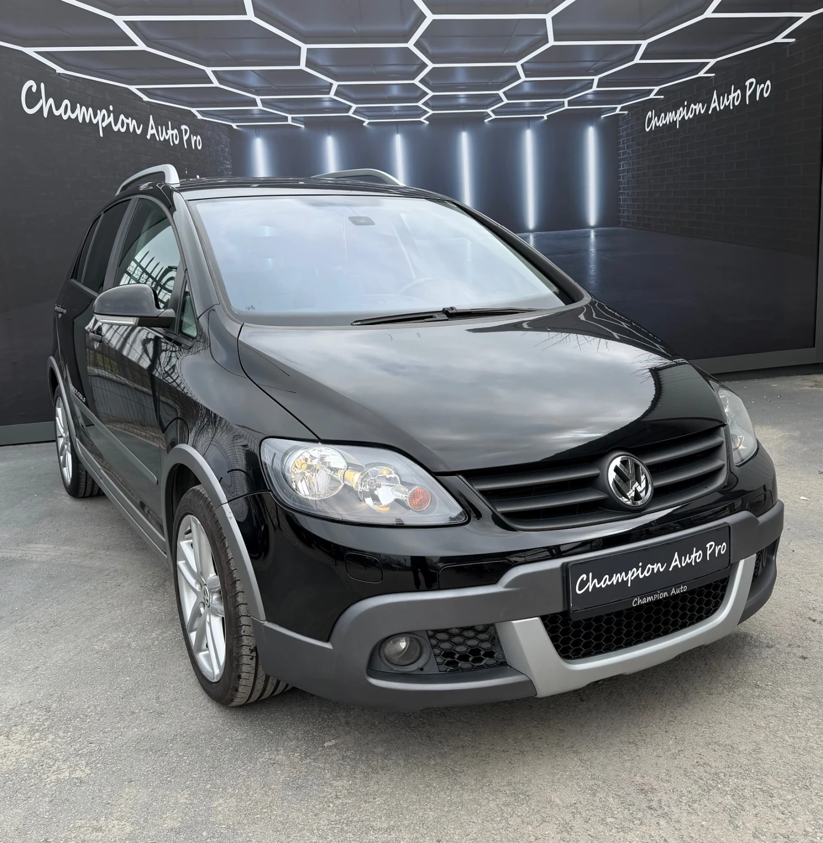 VW Golf Plus 2.0 TDI, снимка 3 - Автомобили и джипове - 53995608