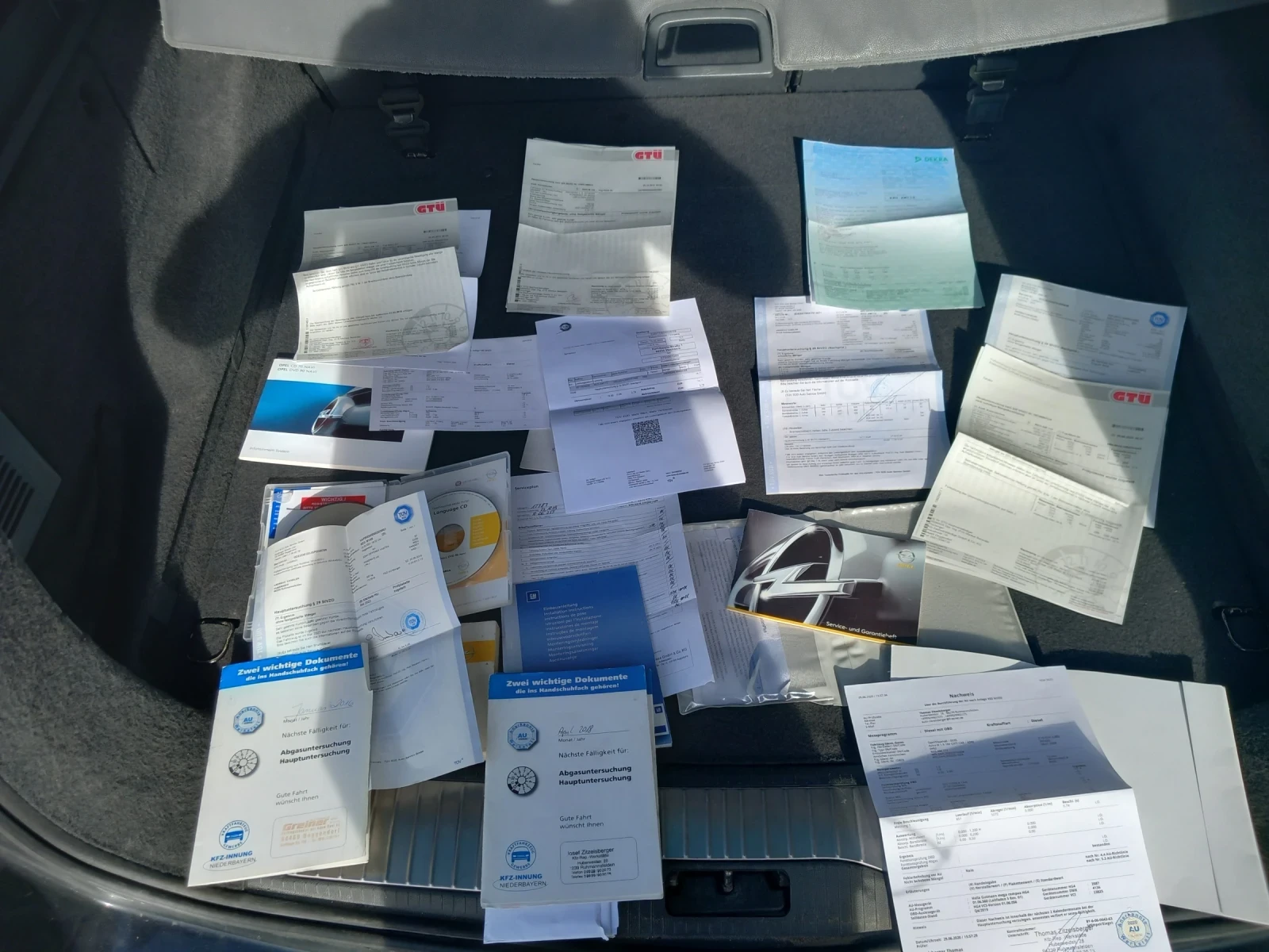 Opel Astra H 1.9 150k Панорама!, снимка 11 - Автомобили и джипове - 54049799