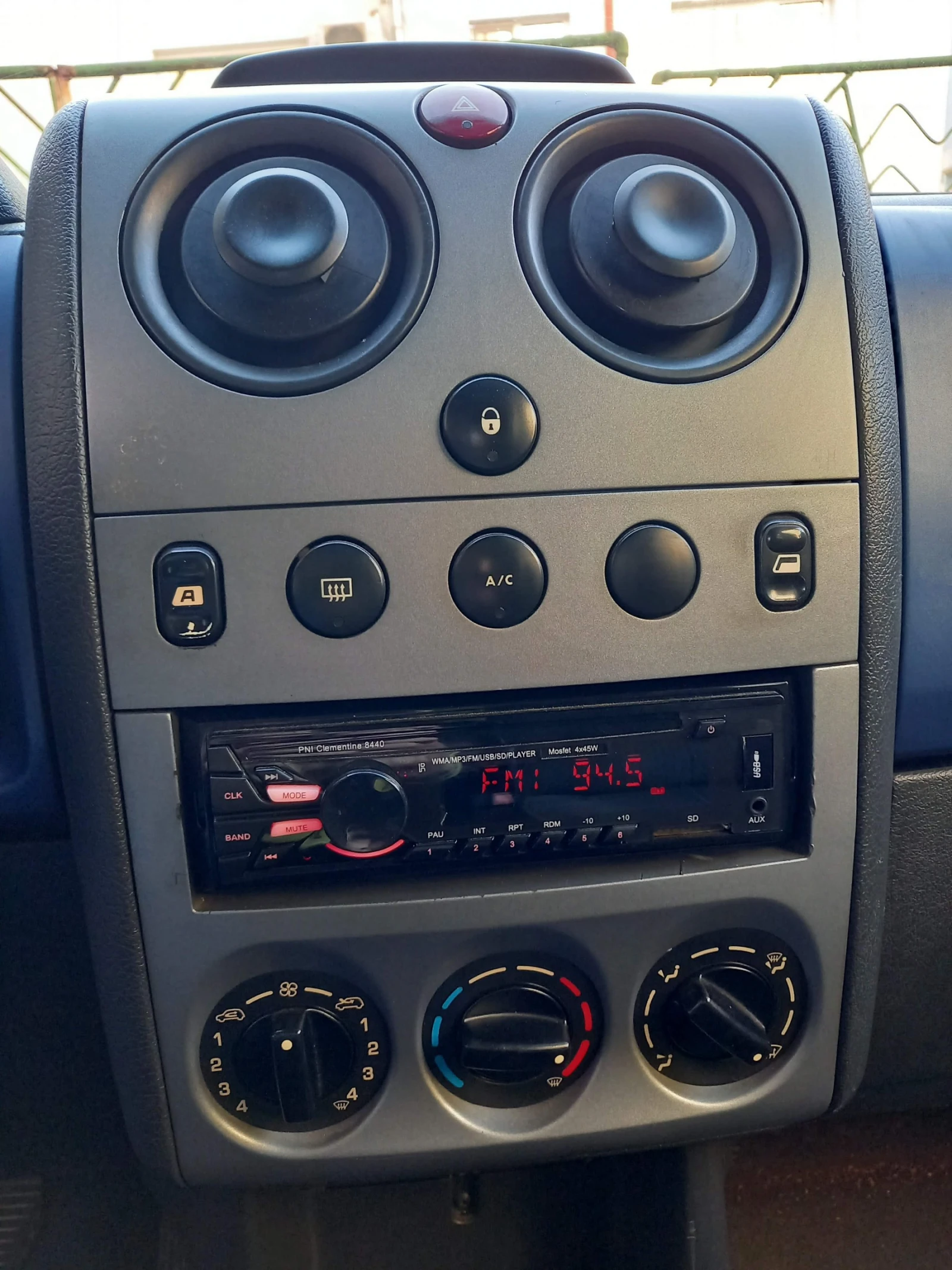 Peugeot Partner 2.0 D 6+ 1, снимка 10 - Автомобили и джипове - 54115417