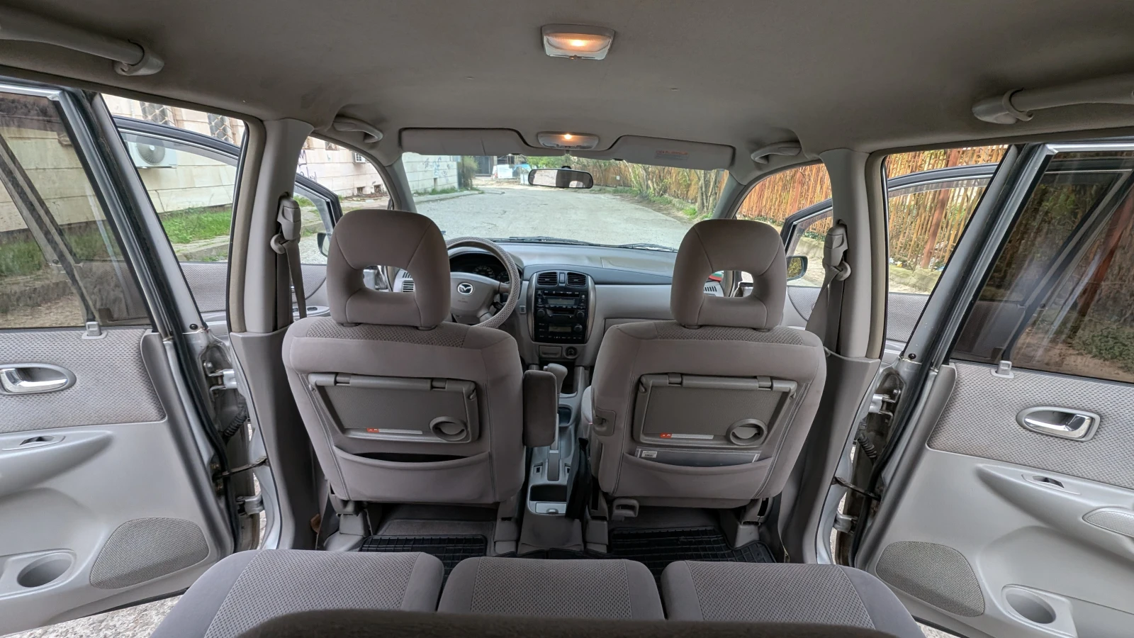 Mazda Premacy, снимка 12 - Автомобили и джипове - 54178685