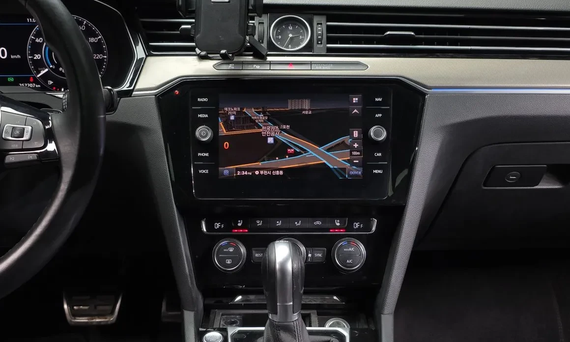 VW Arteon 2.0 TDI| ������| �����| DIGITAL| ������� | Mobile.bg � ����������� 12
