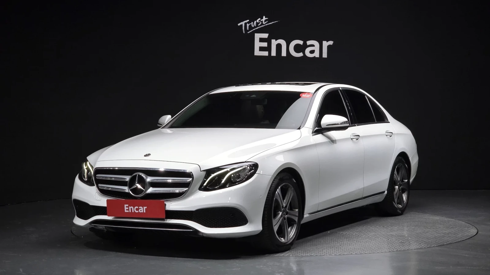 Mercedes-Benz E 300  Avantgarde Disi* Подгрев/Обдухване