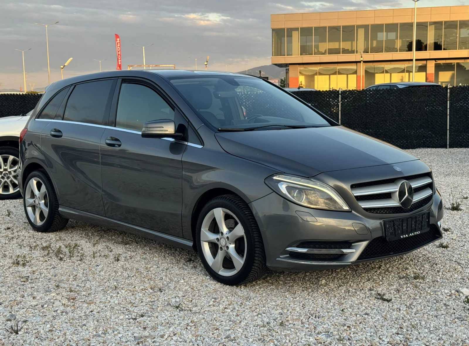 Mercedes-Benz B 180 | Mobile.bg � ����������� 2