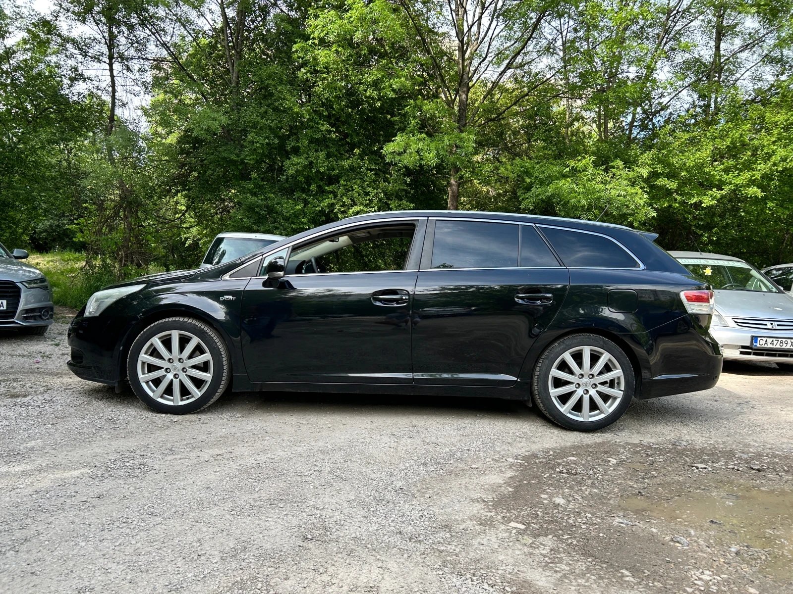 Toyota Avensis, снимка 4 - Автомобили и джипове - 54873605