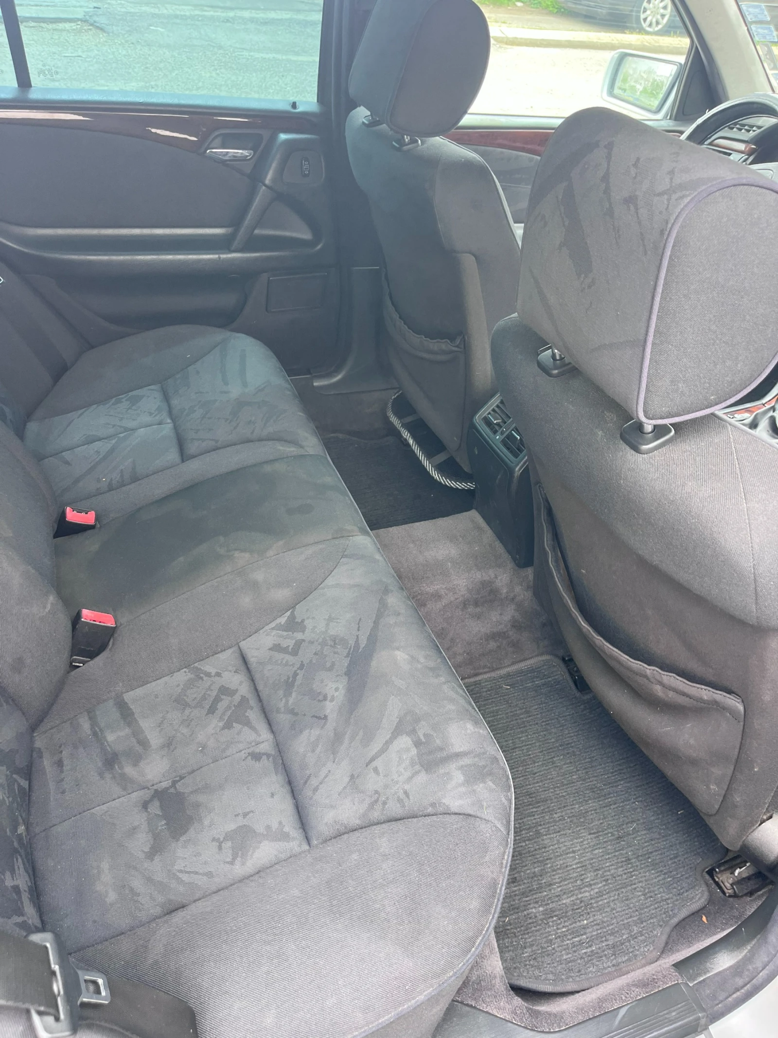 Mercedes-Benz E 200 Kompressor, снимка 9 - Автомобили и джипове - 54882794