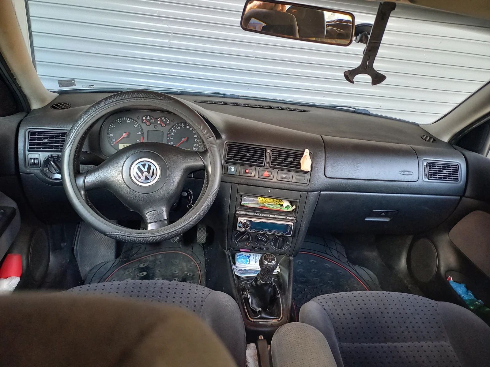 VW Golf 1.6 AKL 8 клапана, снимка 5 - Автомобили и джипове - 54973361