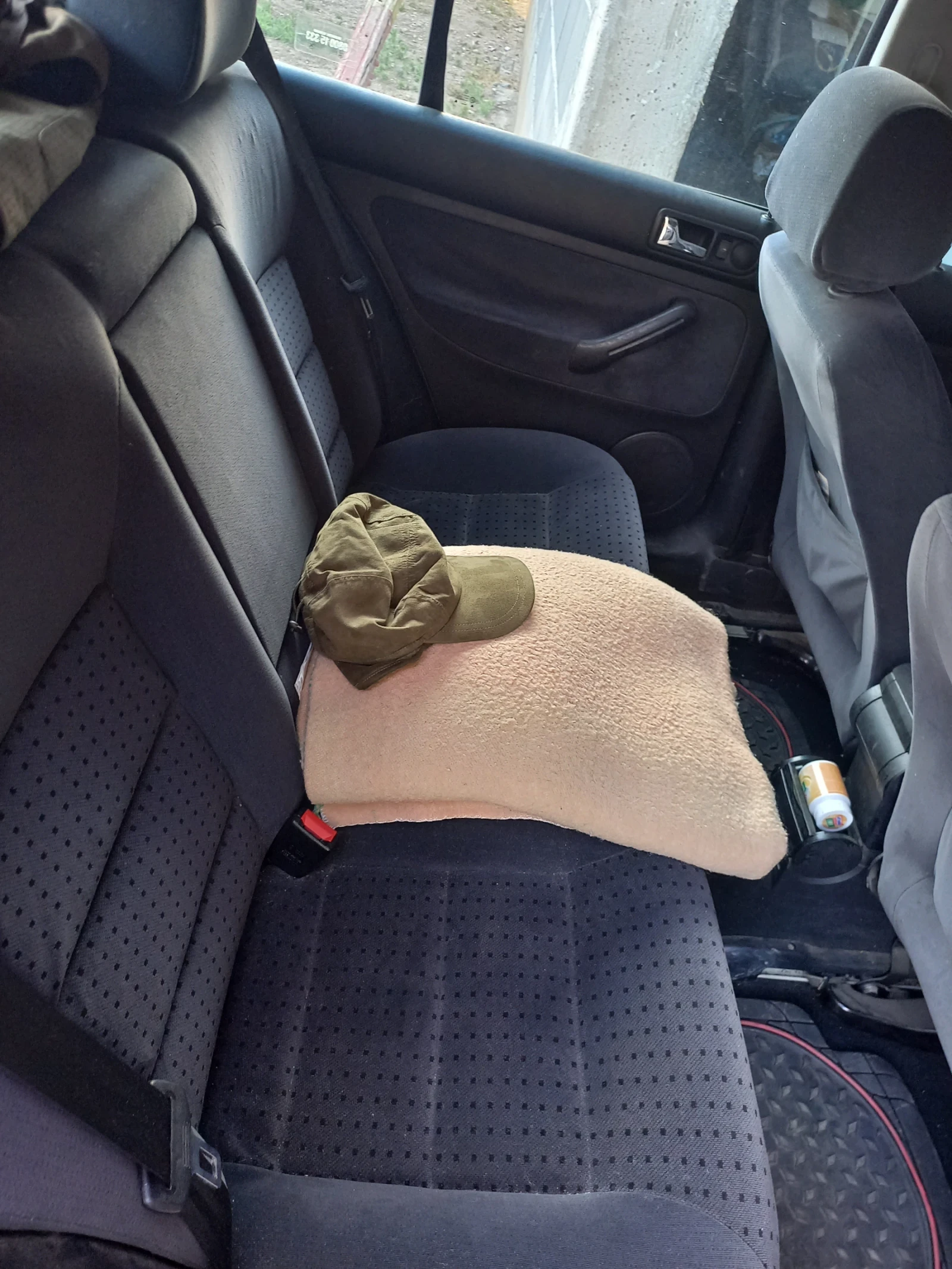VW Golf 1.6 AKL 8 клапана, снимка 14 - Автомобили и джипове - 54973361
