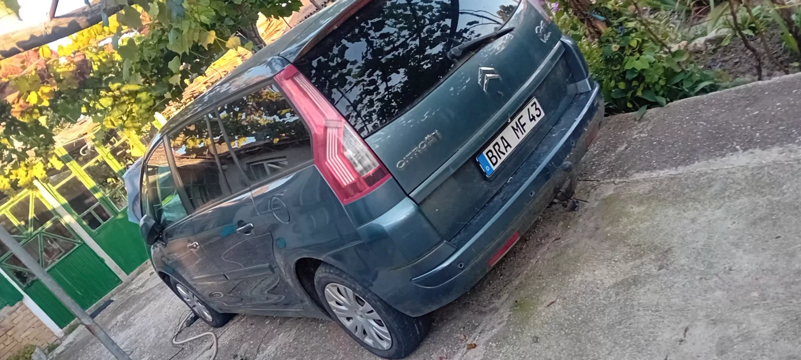 Citroen Grand C4 Picasso 1.6 d, снимка 3 - Автомобили и джипове - 55524176