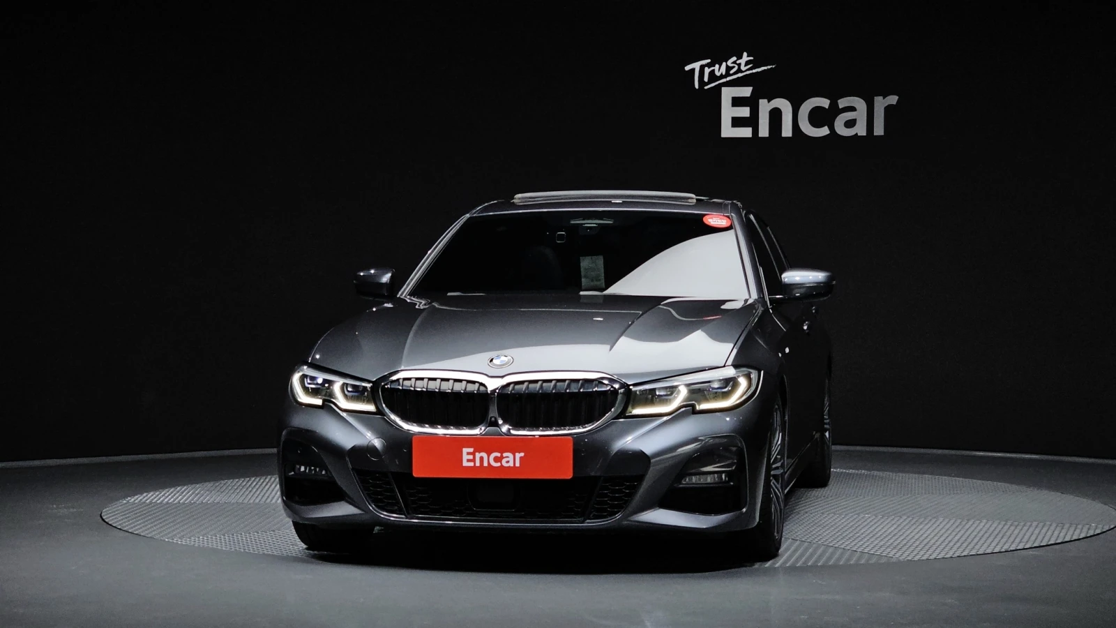 BMW 320 i M Sport | Laser Lights | HUD | 360  | Adaptive C, снимка 3 - Автомобили и джипове - 55836009