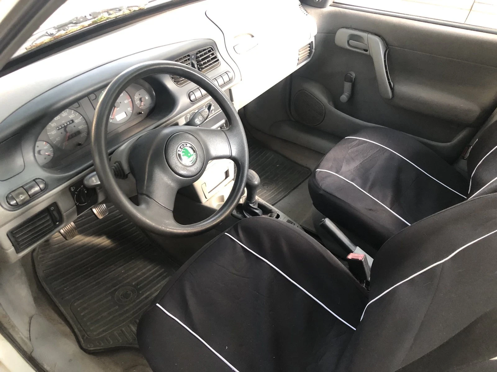 Skoda Felicia, снимка 4 - Автомобили и джипове - 56171204