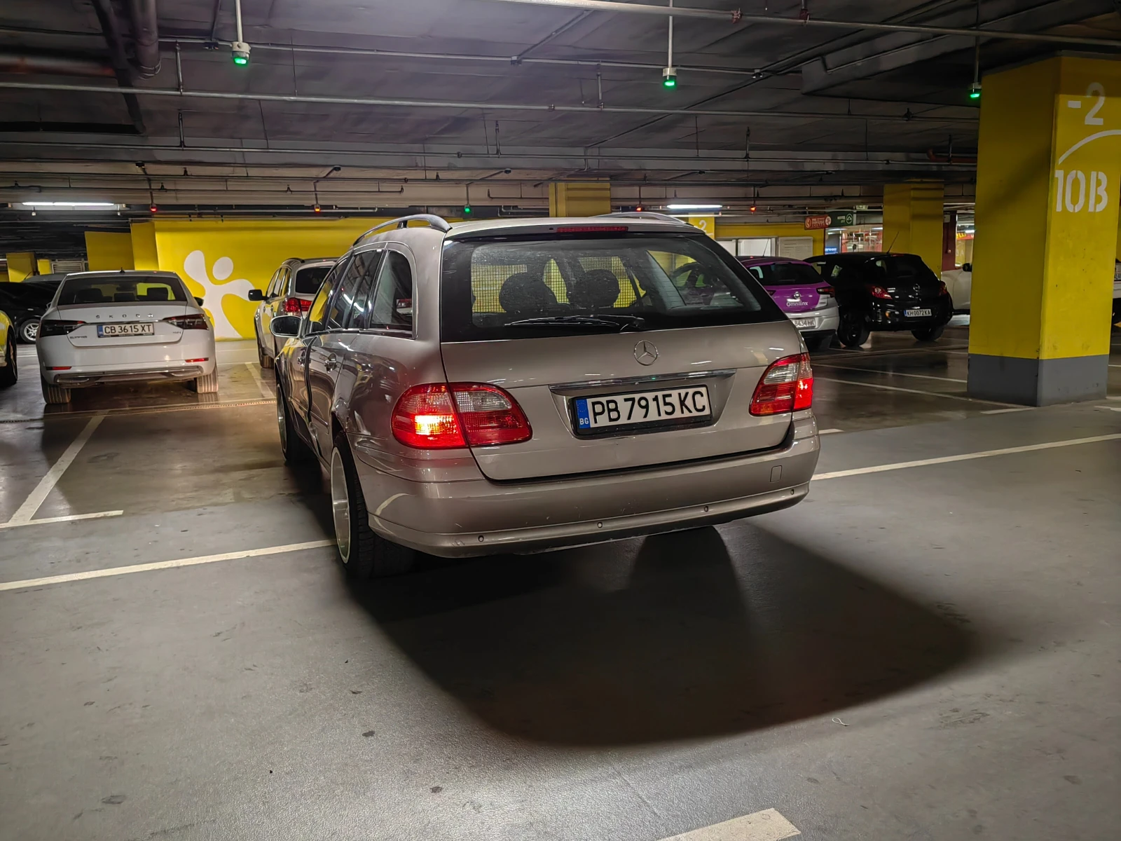 Mercedes-Benz E 280, снимка 3 - Автомобили и джипове - 56541580