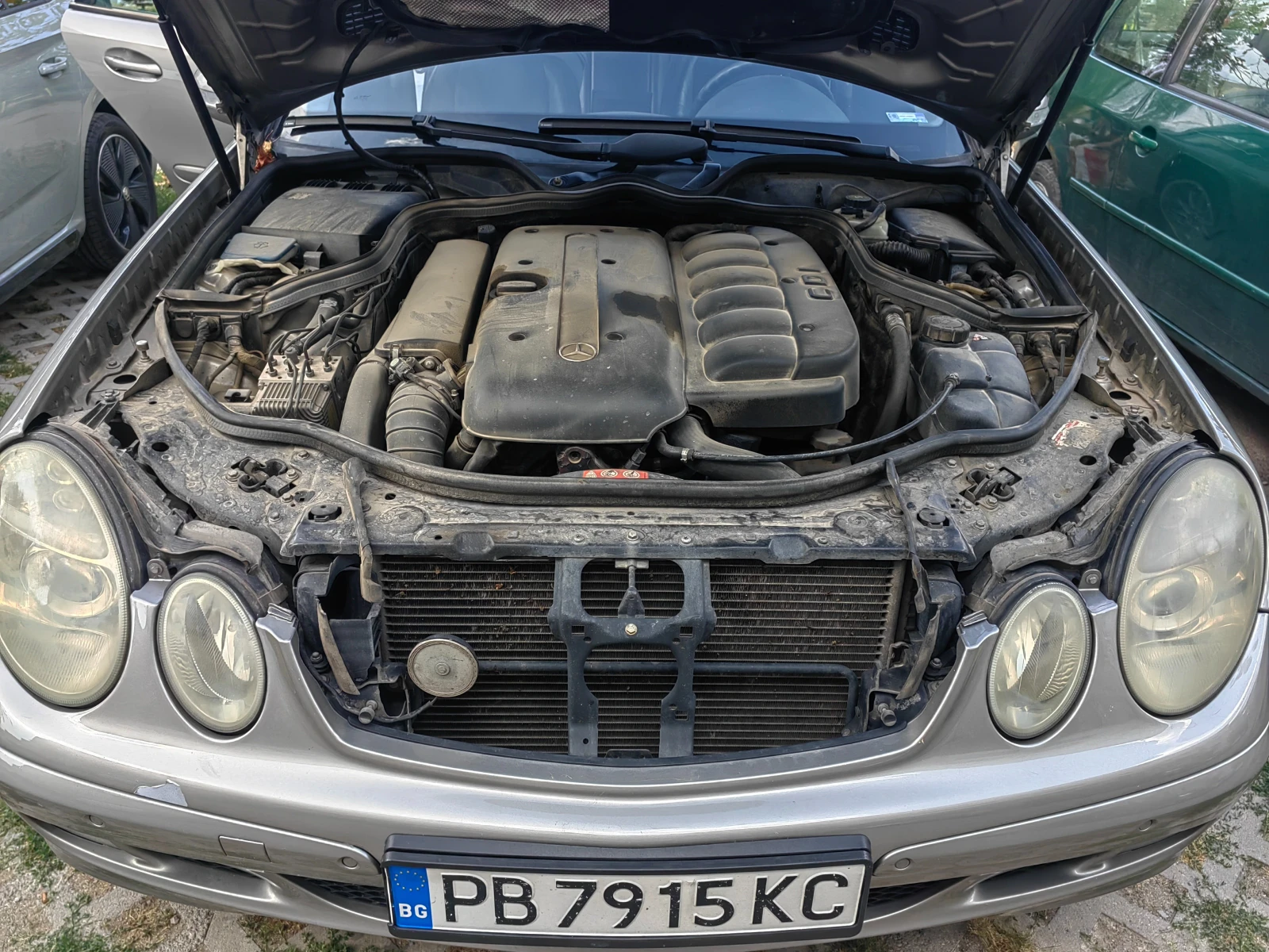 Mercedes-Benz E 280, снимка 14 - Автомобили и джипове - 56541580