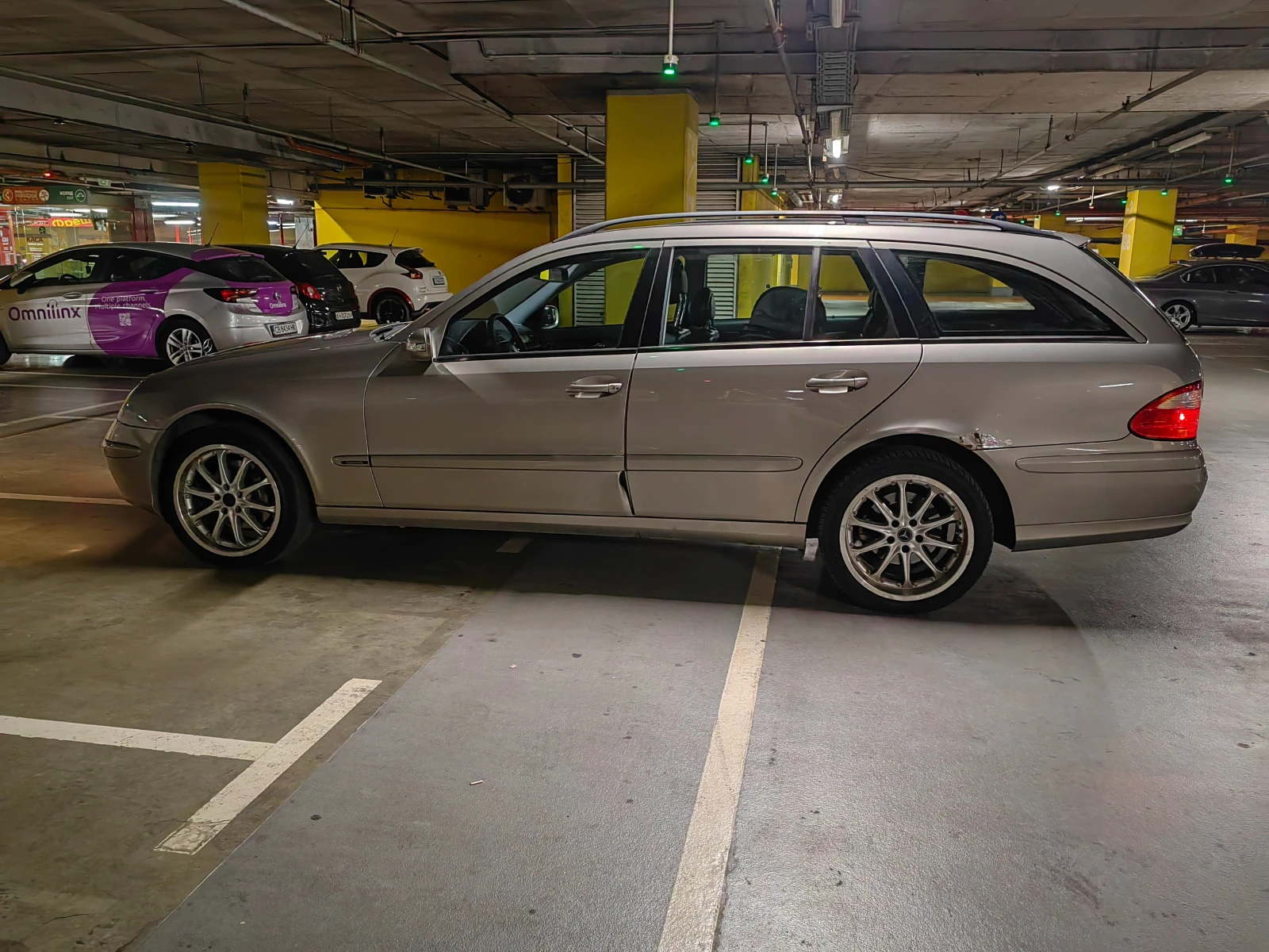Mercedes-Benz E 280, снимка 2 - Автомобили и джипове - 56541580