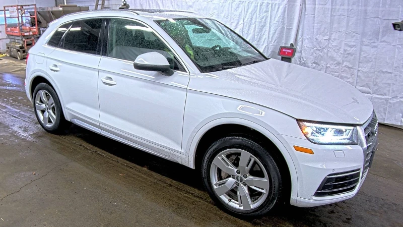 Audi Q5, снимка 3 - Автомобили и джипове - 49561798