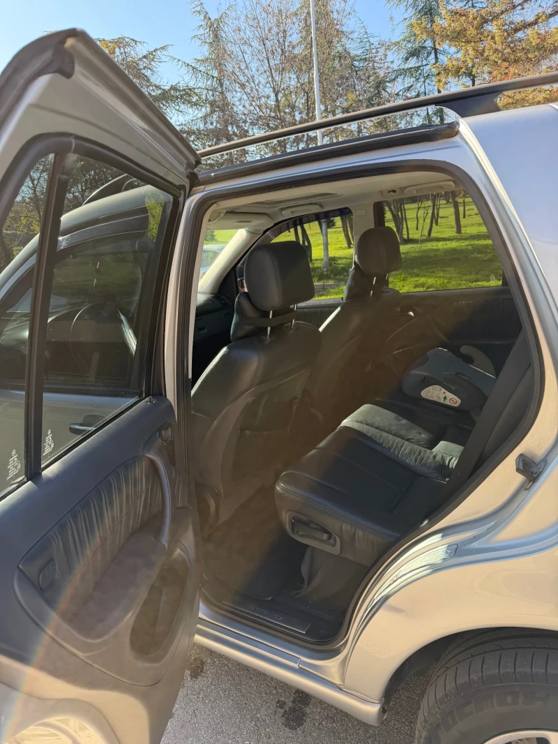Mercedes-Benz ML 500 5.0, снимка 8 - Автомобили и джипове - 52430964