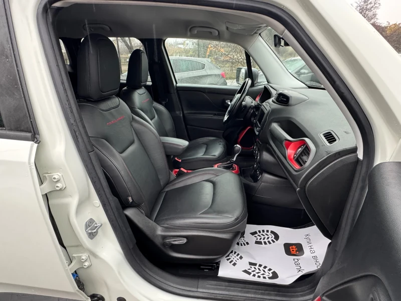 Jeep Renegade Капариран, снимка 14 - Автомобили и джипове - 52574082