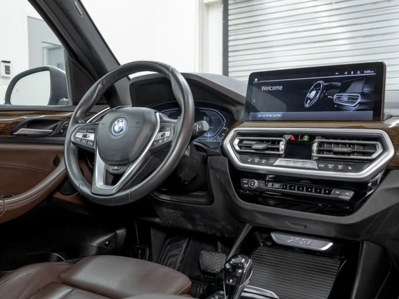 BMW X3 xDrive30e AWD* АвтоКредит* (ЦЕНА ДО БГ), снимка 11 - Автомобили и джипове - 52637384