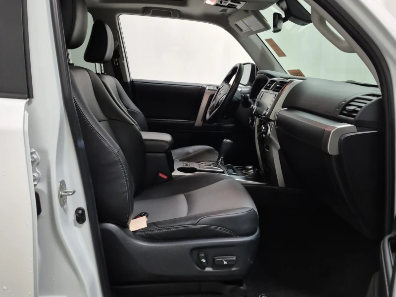 Toyota 4runner SR5 Premium 4WD, снимка 14 - Автомобили и джипове - 53183290