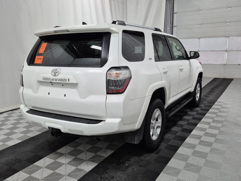 Toyota 4runner SR5 Premium 4WD, снимка 3 - Автомобили и джипове - 53183290