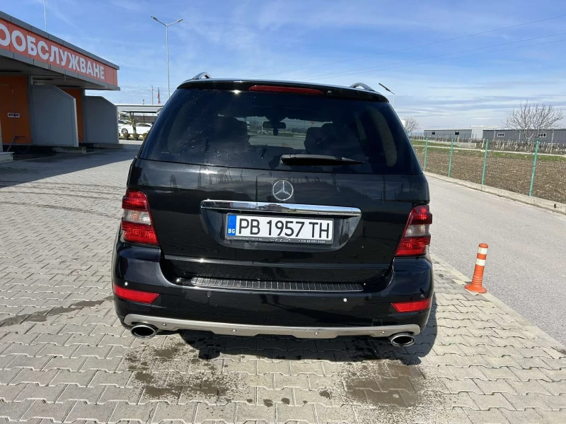 Mercedes-Benz ML 320, снимка 8 - Автомобили и джипове - 53595822