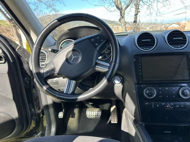 Mercedes-Benz ML 320, снимка 16 - Автомобили и джипове - 53595822