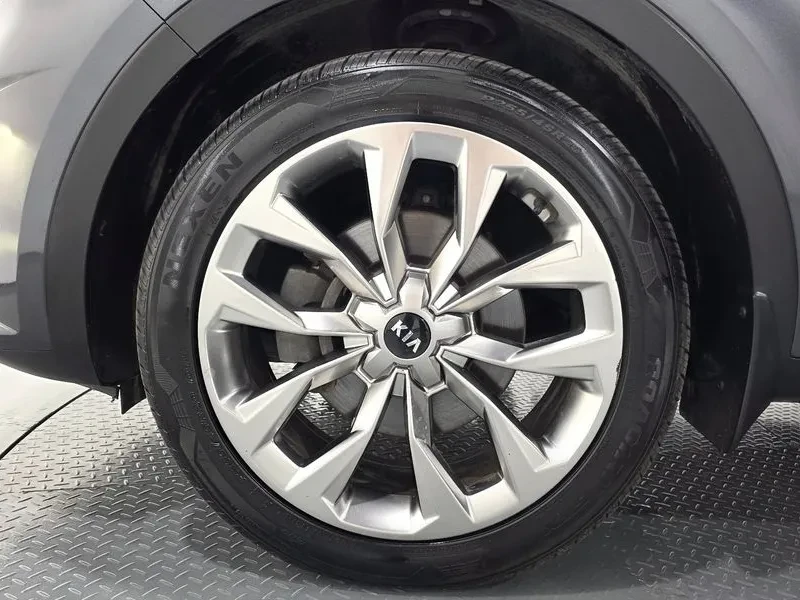 Kia Sorento Diesel 2.2 2Wd Noblesse, снимка 5 - Автомобили и джипове - 55749457