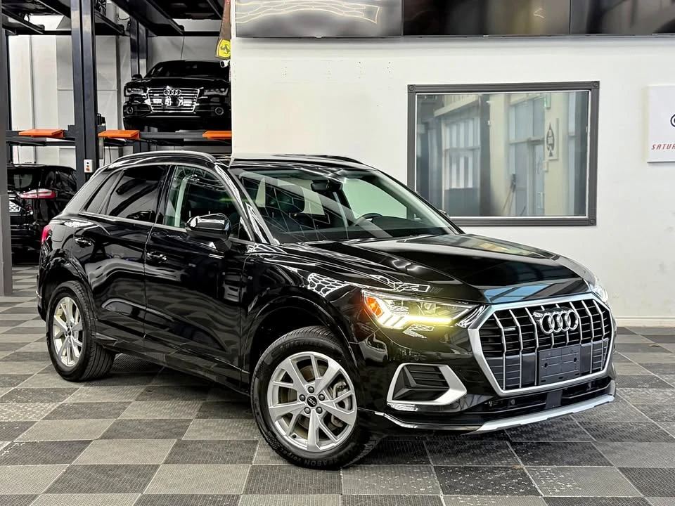 Audi Q3 * CARPLAY * PANO * CARFAX * АВТОКРЕДИТ * , снимка 1