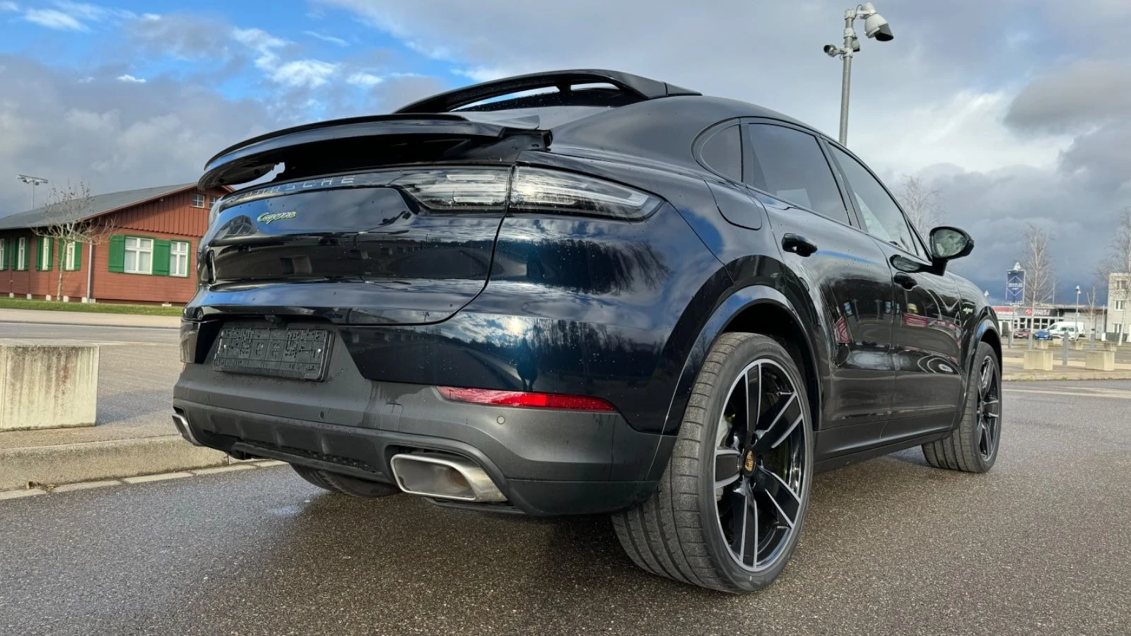 Porsche Cayenne COUPE E-HYBRID PANO LED - MATRIX 360 CAMERA  - изображение 6