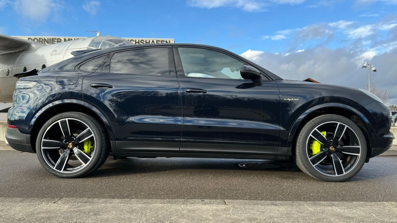 Porsche Cayenne COUPE E-HYBRID PANO LED - MATRIX 360 CAMERA  - изображение 7