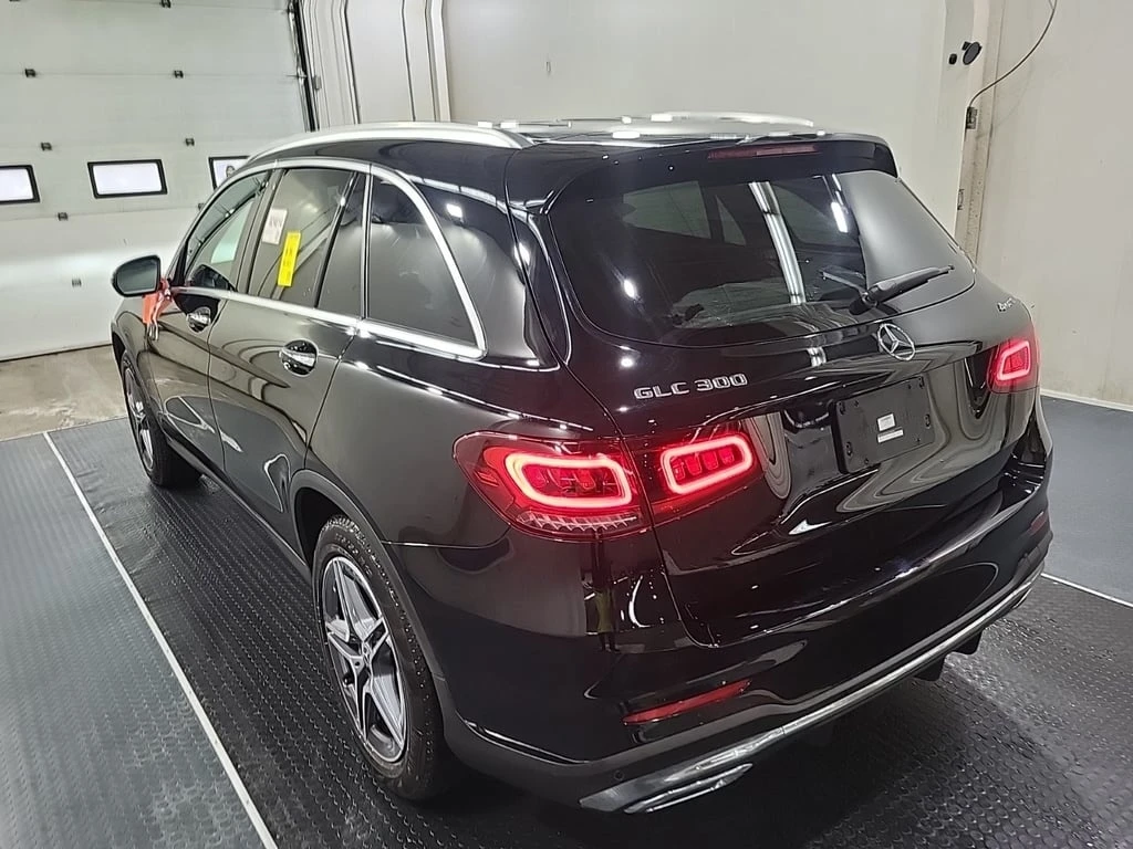 Mercedes-Benz GLC 300 * CARFAX *  - изображение 4