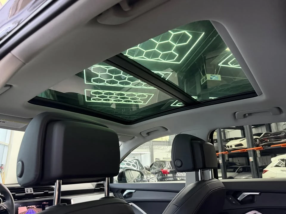 Audi Q3 * CARPLAY * PANO * CARFAX * АВТОКРЕДИТ *  - изображение 7