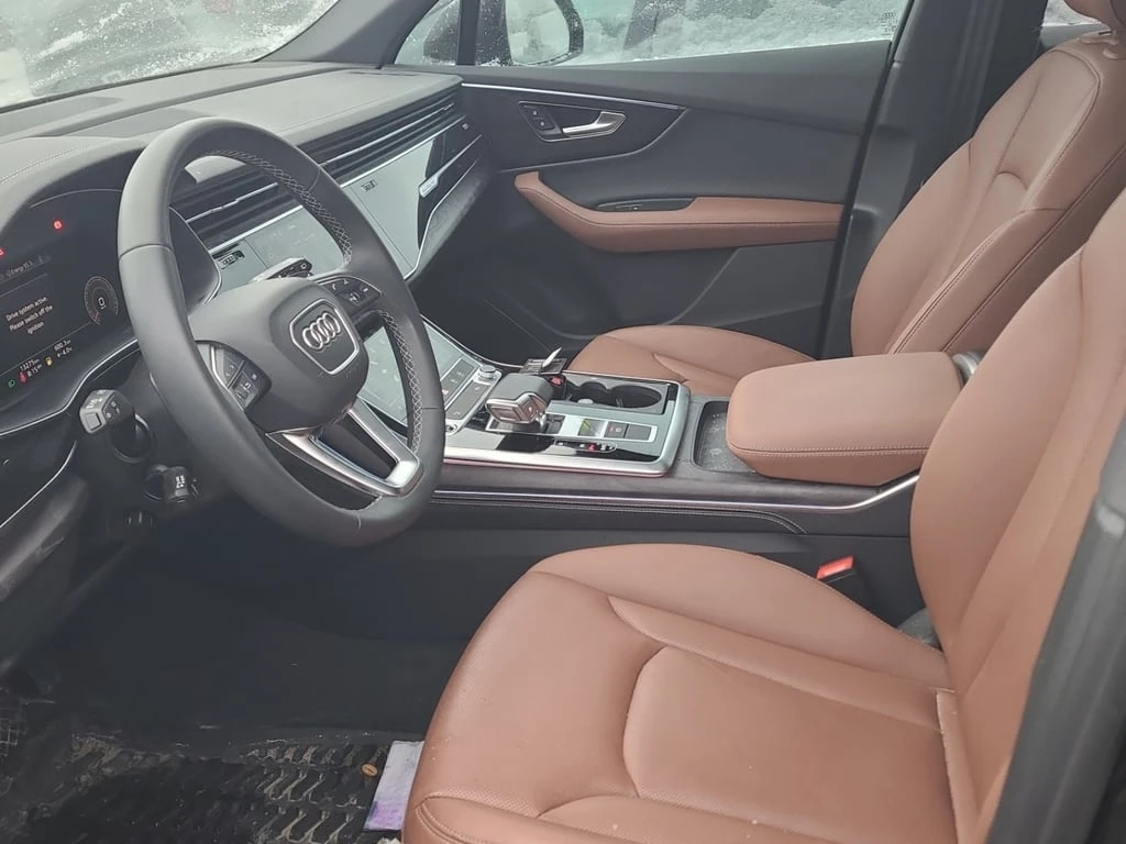 Audi Q7  PROGRESSIV / CARFAX /360/MATRIX/ОБДУХВАНЕ - изображение 5