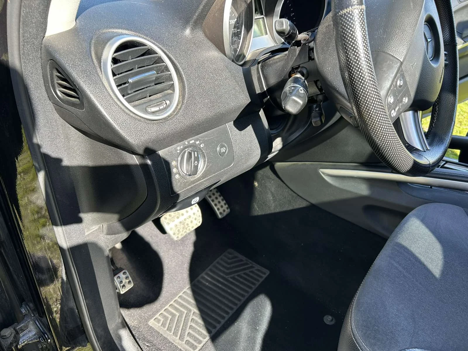 Mercedes-Benz ML 320, снимка 3 - Автомобили и джипове - 53595822