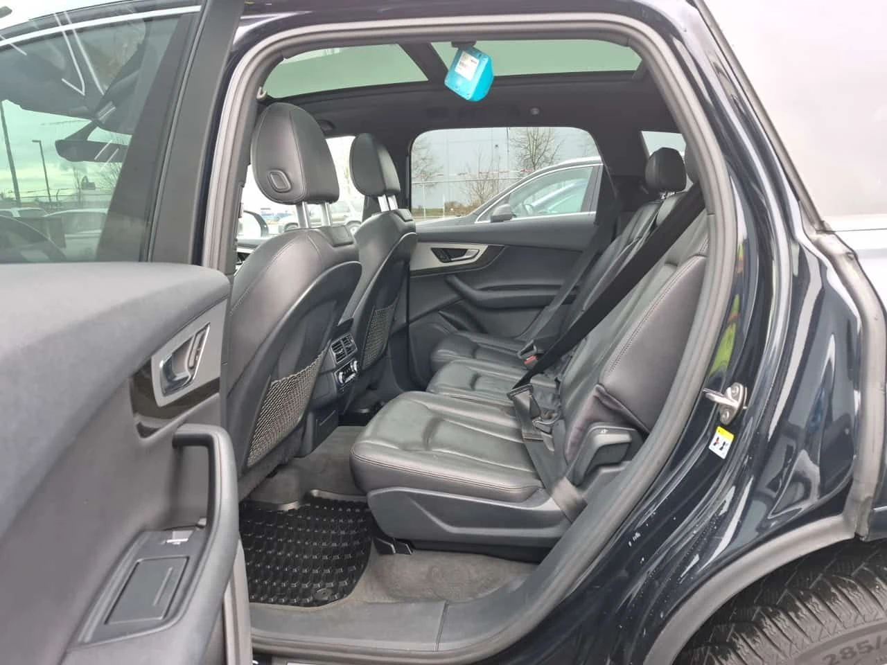 Audi Q7 PROGRESSIV 2.0T Quattro | PANO | 360  | ПОДГРЕВИ , снимка 12 - Автомобили и джипове - 53805451