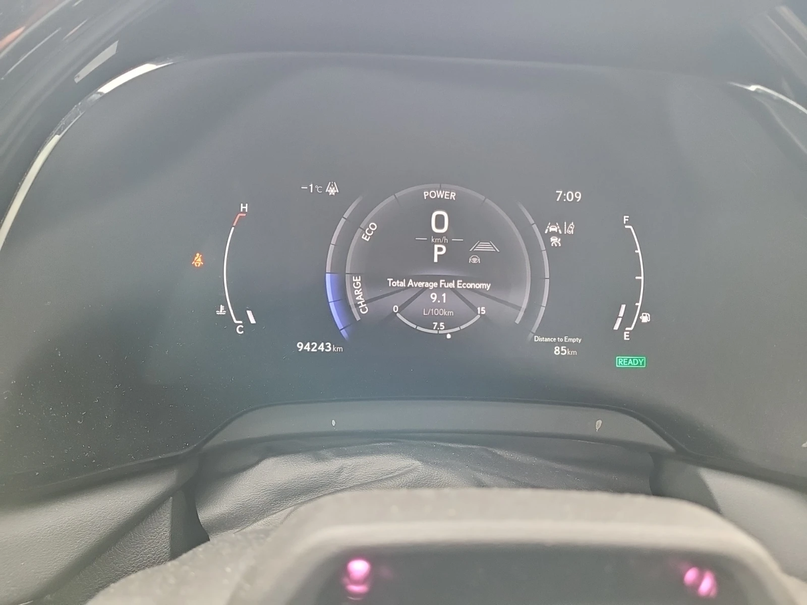 Lexus RX 500H * * CARFAX * * АВТО КРЕДИТ * * , снимка 9 - Автомобили и джипове - 53940555