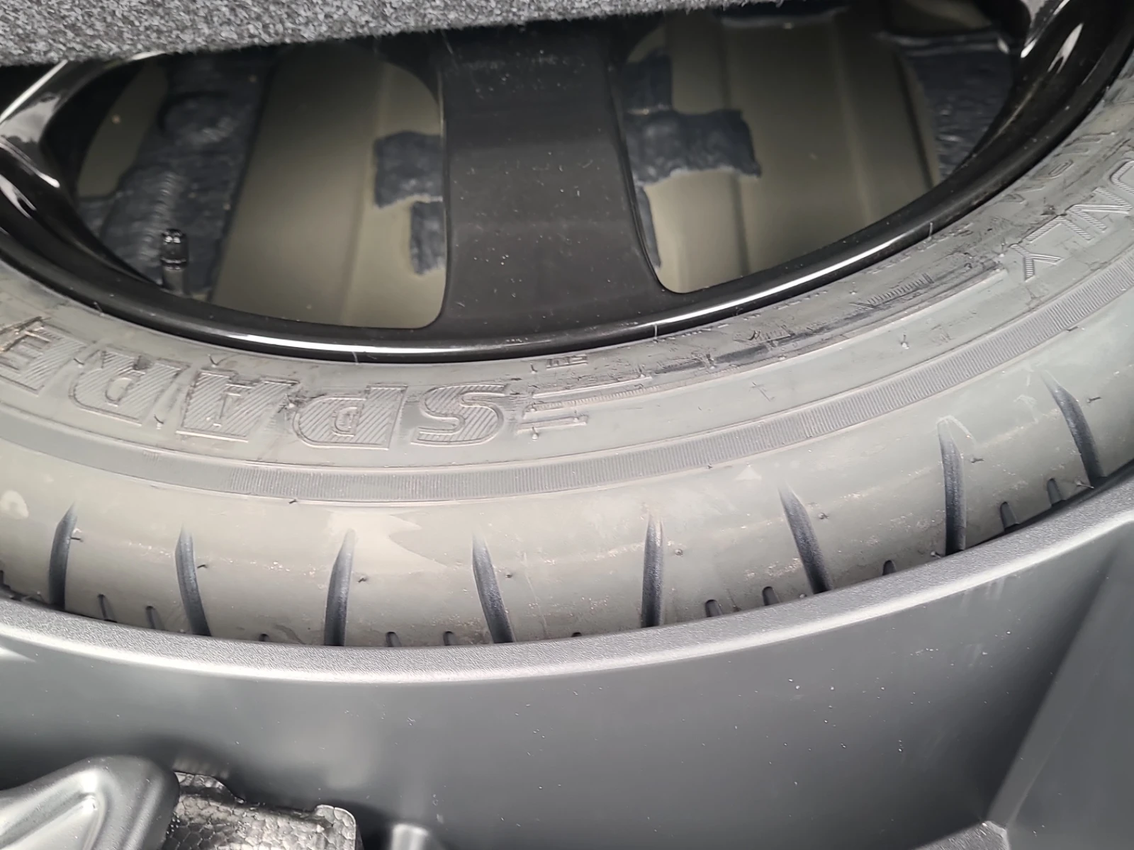 Lexus RX 500H * * CARFAX * * АВТО КРЕДИТ * * , снимка 12 - Автомобили и джипове - 53940555