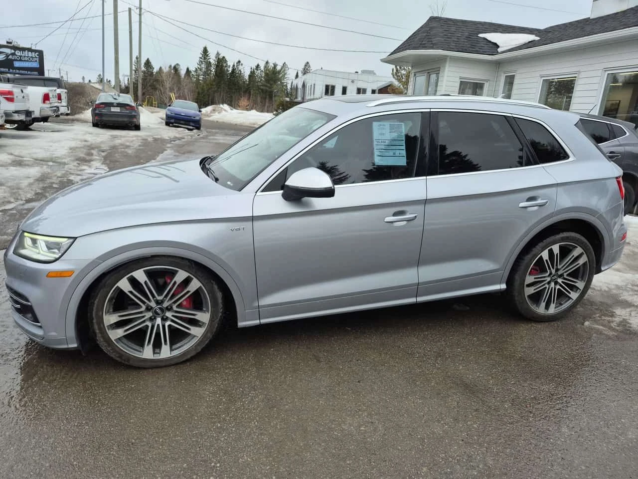 Audi SQ5 * Technik * BANG & OLUFSEN* 360 КАМЕРИ* ВИДЕО* , снимка 2 - Автомобили и джипове - 54162152