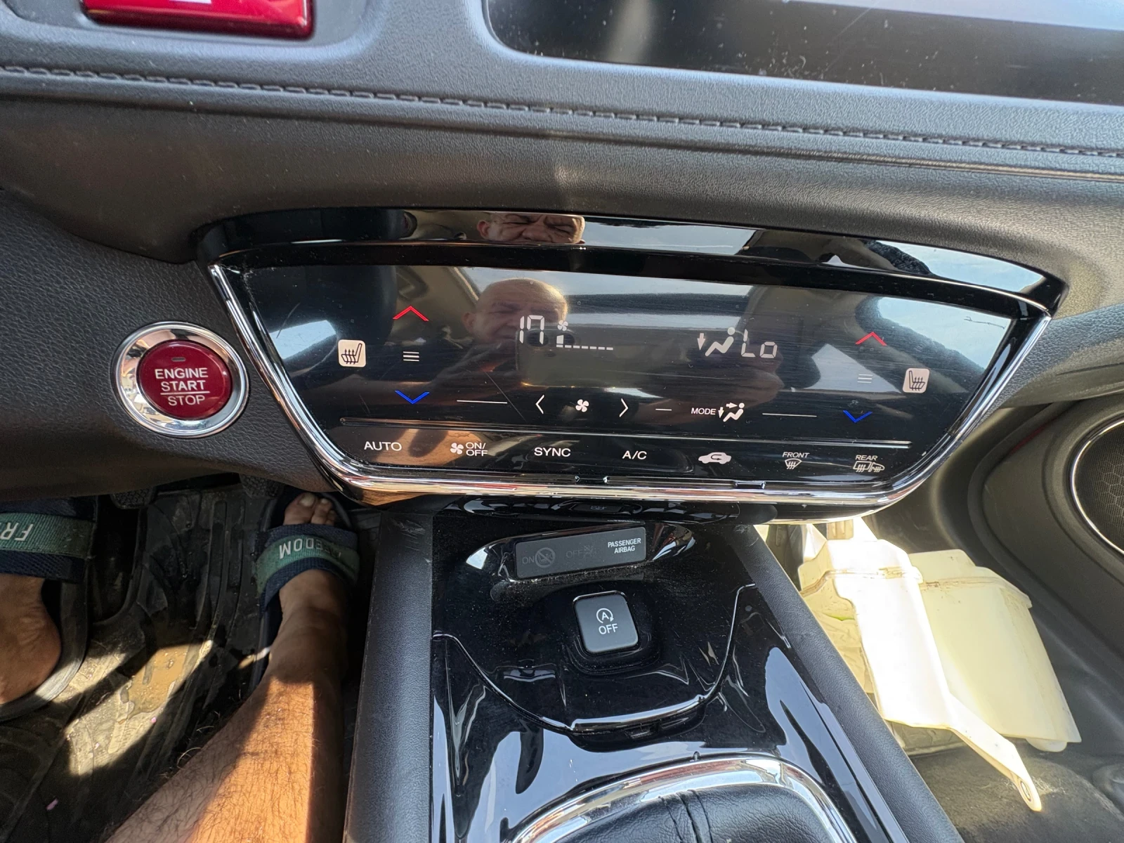 Honda Hr-v, снимка 12 - Автомобили и джипове - 54693179