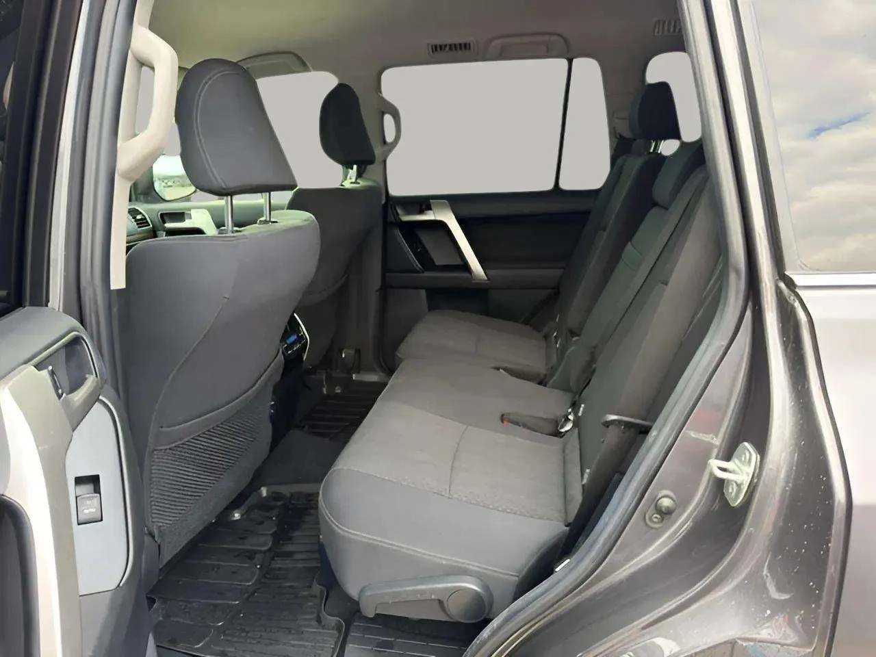 Toyota Land cruiser, снимка 9 - Автомобили и джипове - 55525941