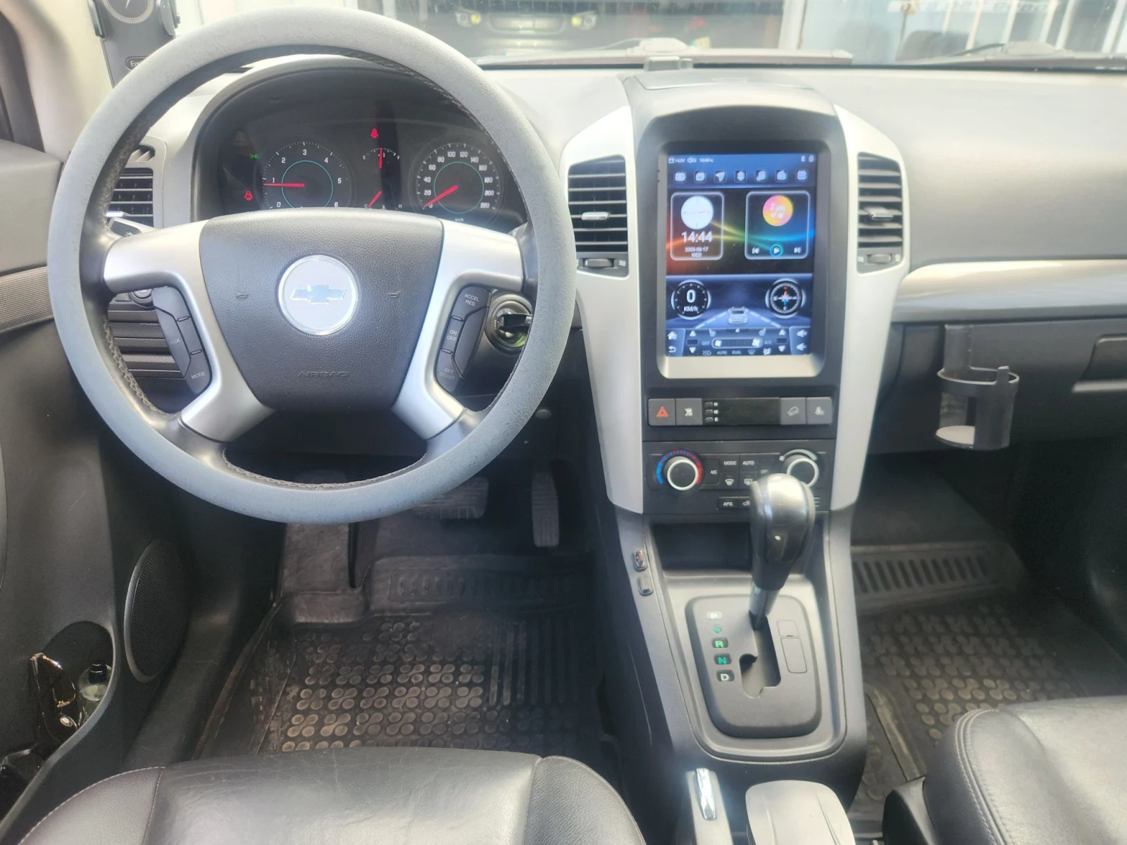 Chevrolet Captiva 2.0 CDTI - 150hp, снимка 5 - Автомобили и джипове - 55657791