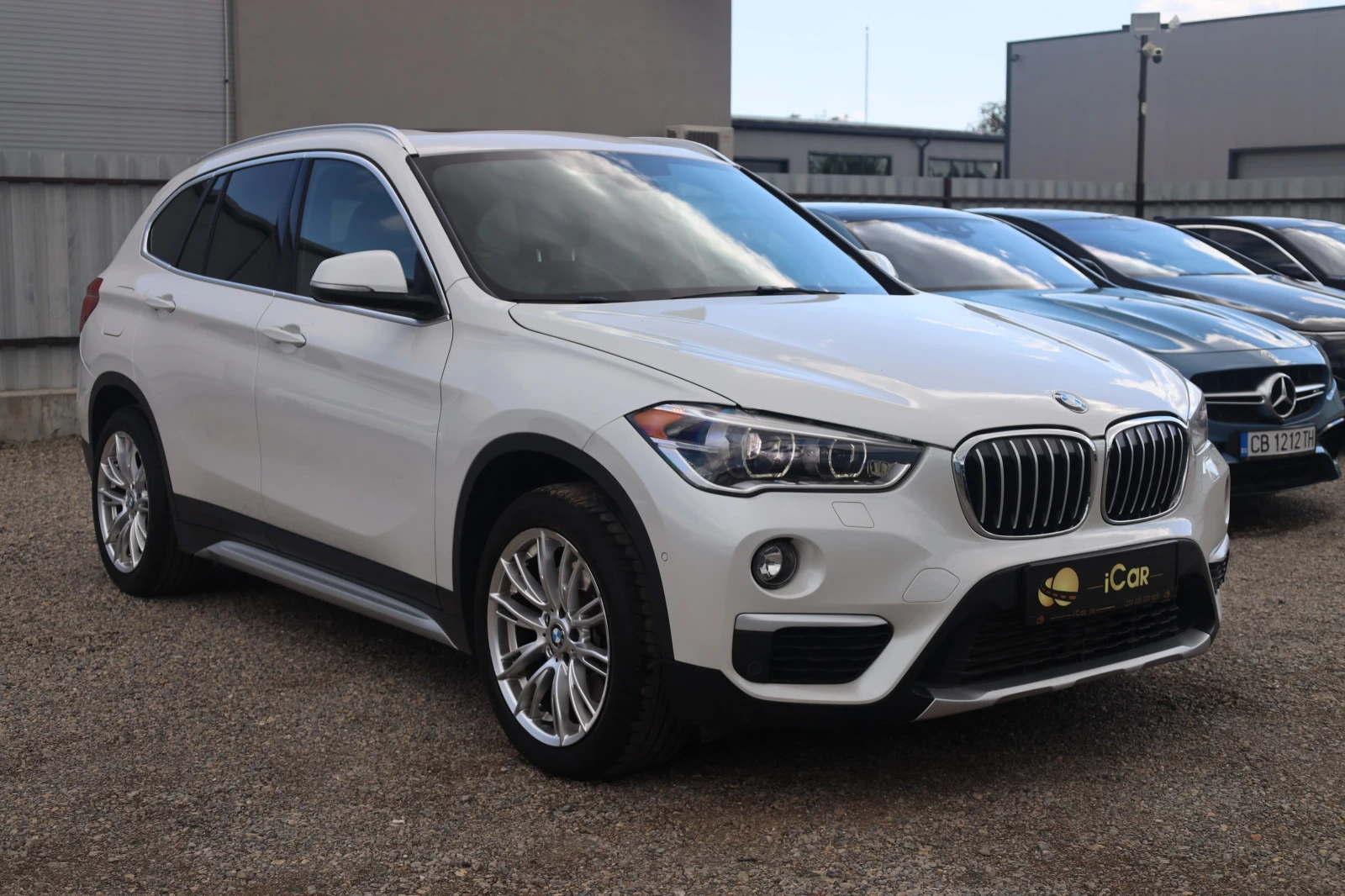 BMW X1 28i xDrive Distr Pano HarmanKardon Head-Up KAM SzH | Mobile.bg � ����������� 3