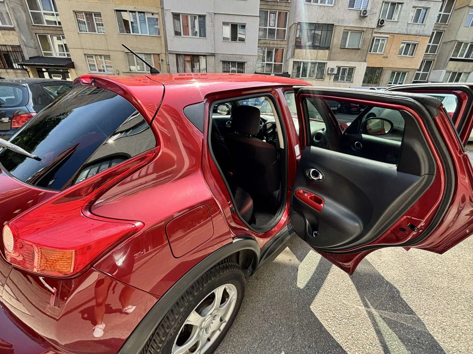 Nissan Juke, снимка 4 - Автомобили и джипове - 56308022