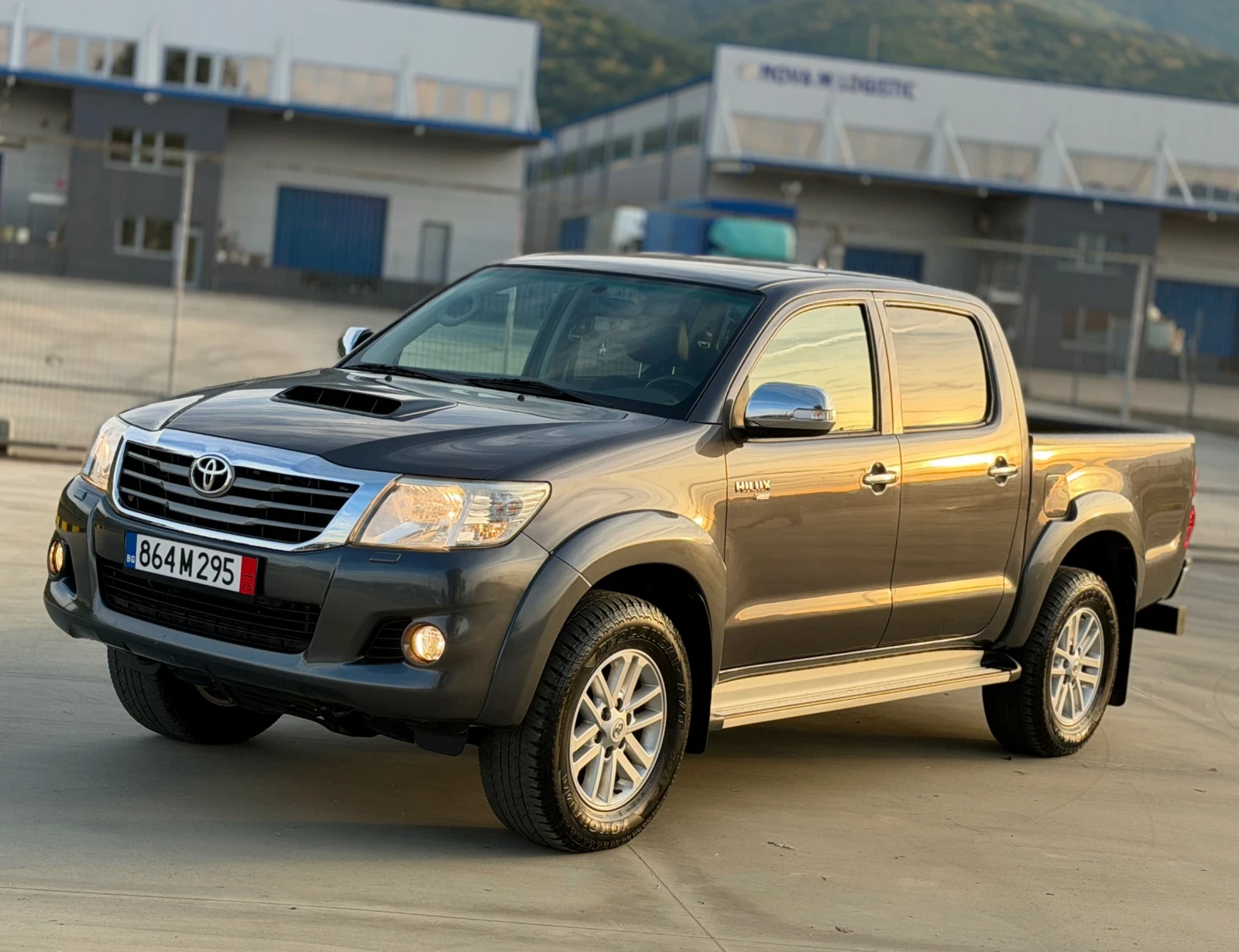 Toyota Hilux Double Cab 171 3.0 D4D 196 ��� �� | Mobile.bg � ����������� 4