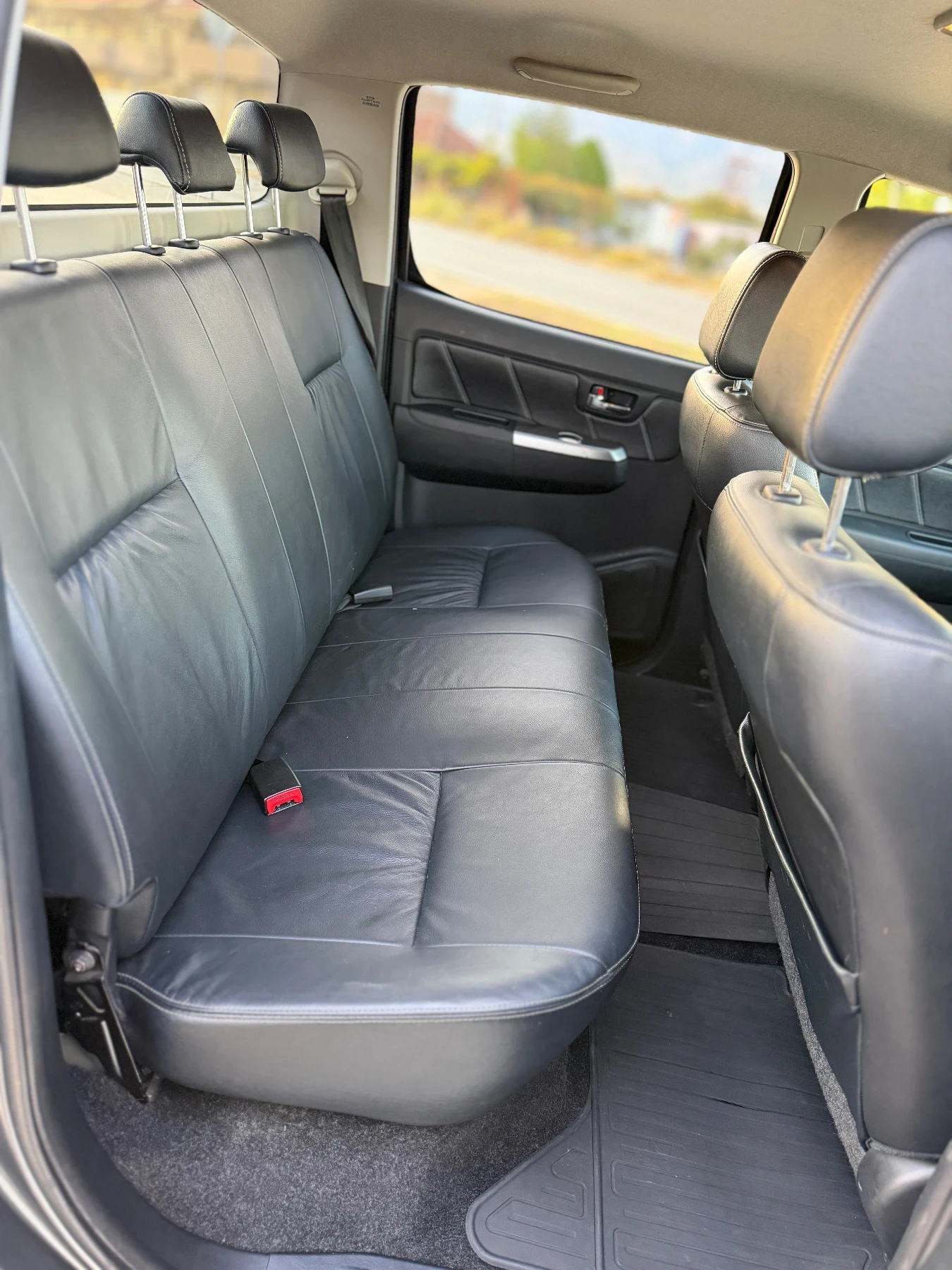 Toyota Hilux Double Cab 171 3.0 D4D 196 ��� �� | Mobile.bg � ����������� 10