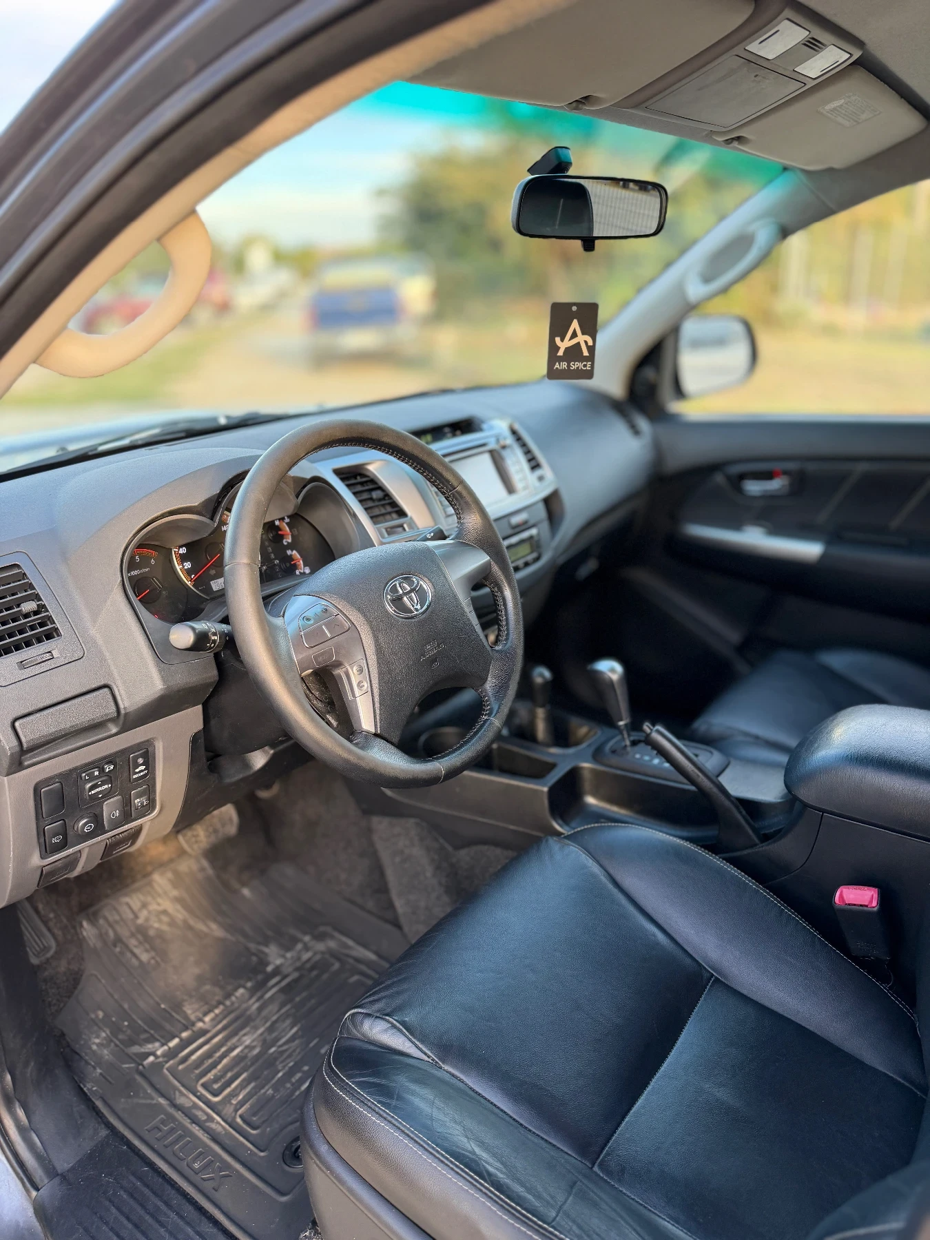 Toyota Hilux Double Cab 171 3.0 D4D 196 ��� �� | Mobile.bg � ����������� 6