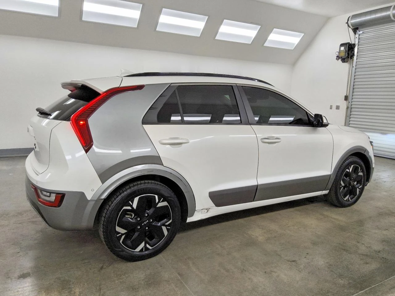 Kia Niro, снимка 3 - Автомобили и джипове - 56614126