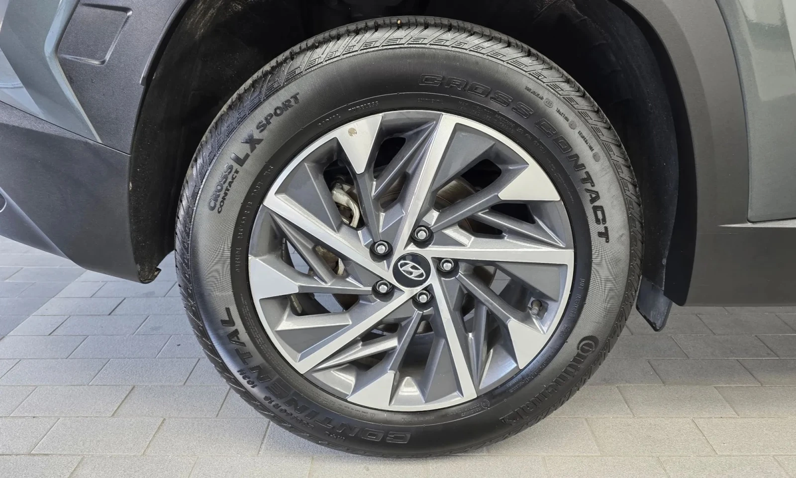 Hyundai Tucson, снимка 8 - Автомобили и джипове - 56728344