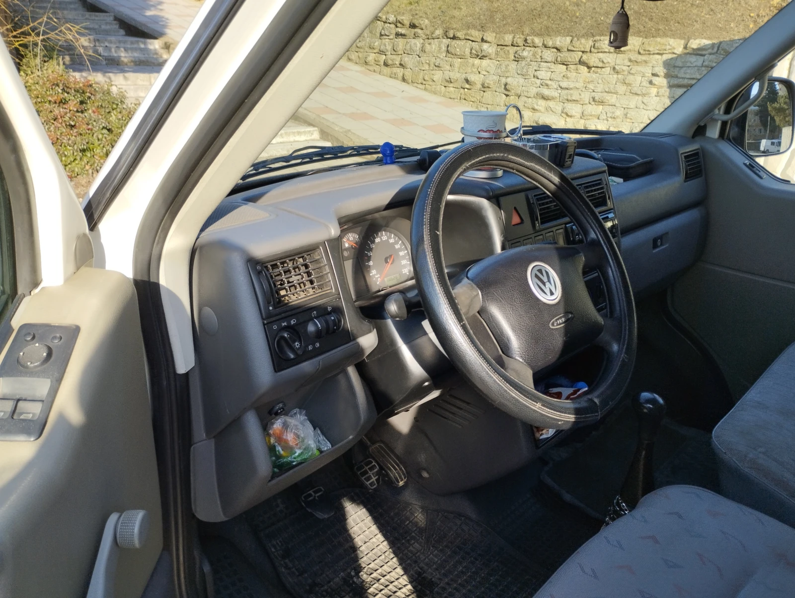 VW T4 2.5TDI, снимка 5 - Бусове и автобуси - 54753296