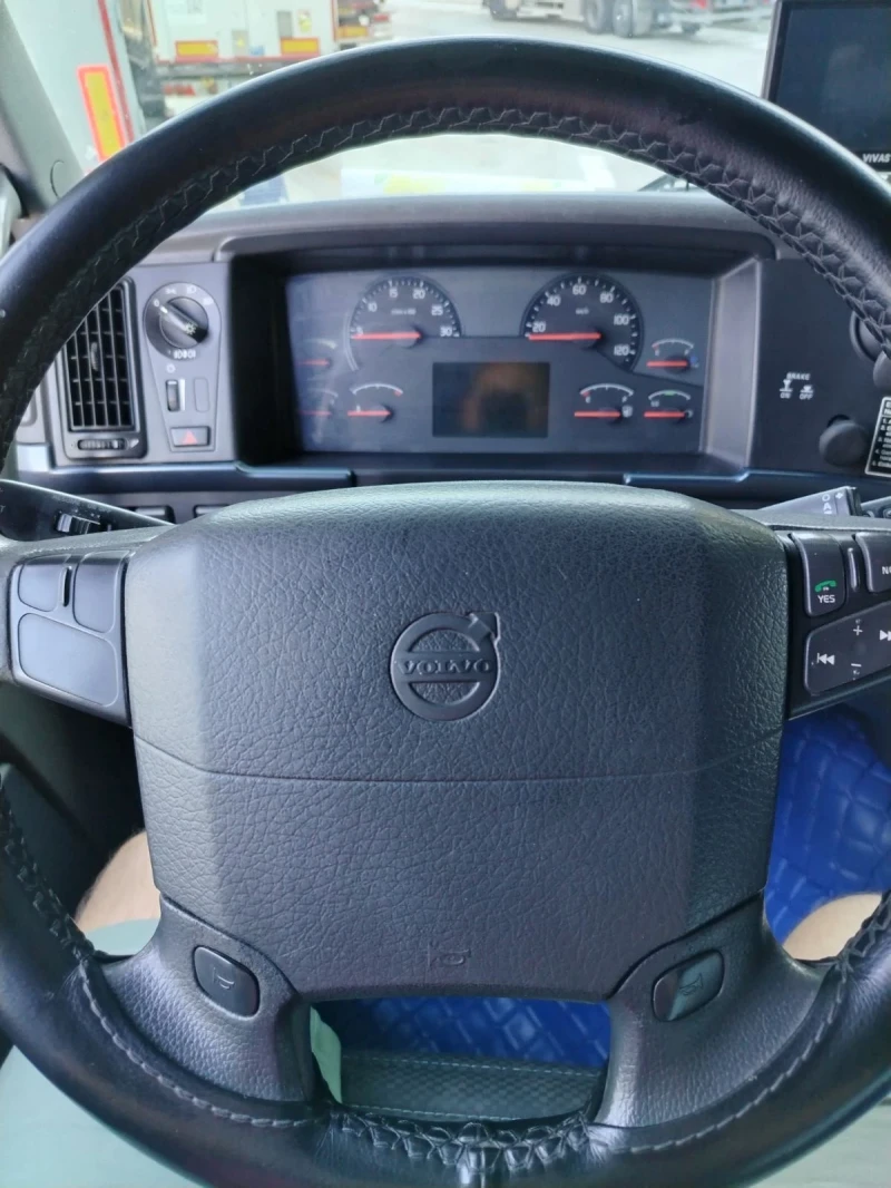 Volvo Fh 12, снимка 9 - Камиони - 52921102
