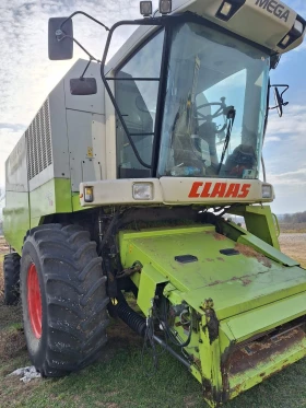 Комбайн Claas MEGA 360, снимка 3